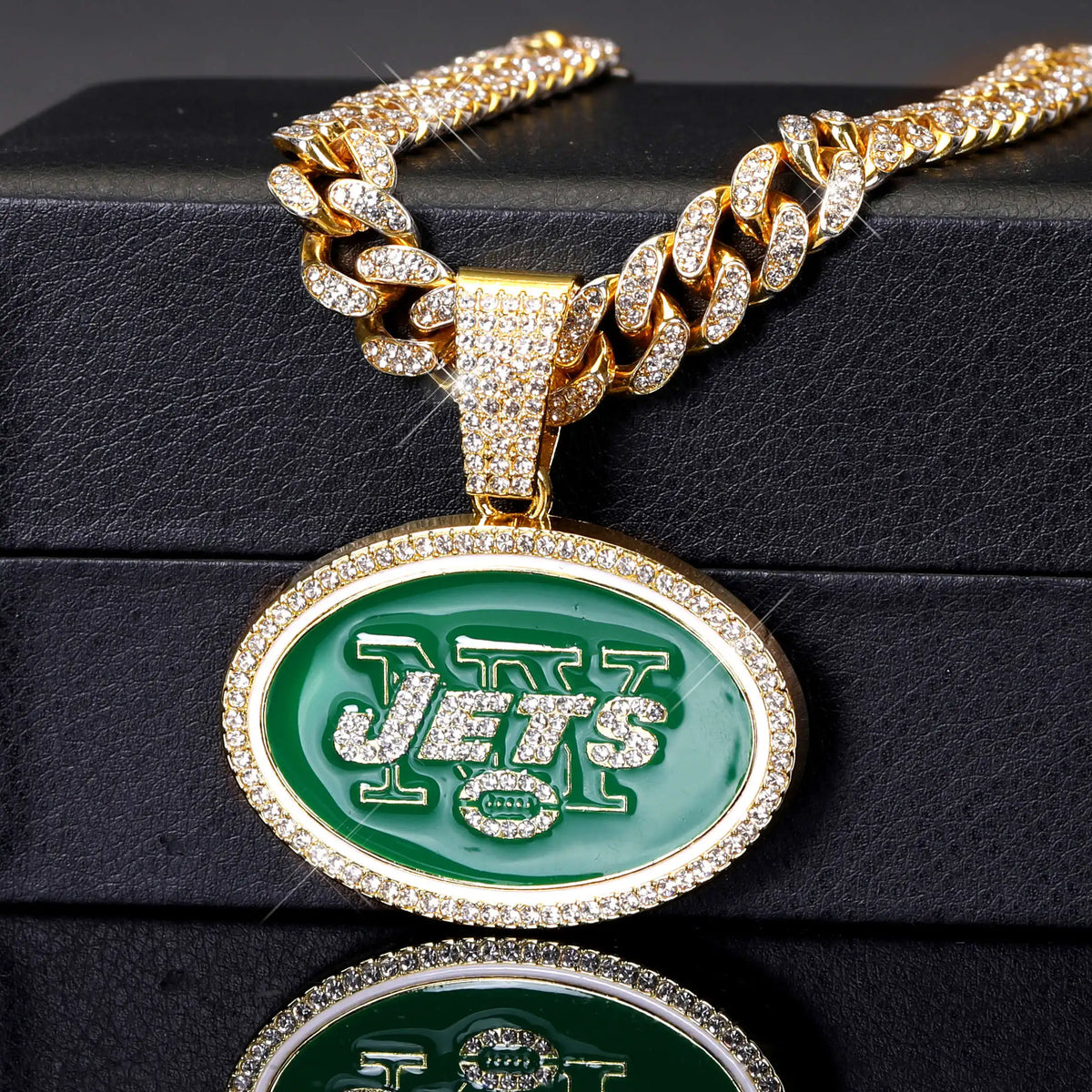 Sports LOGO Pendant Necklace with Iced Out Cuban Chains for Football Fans