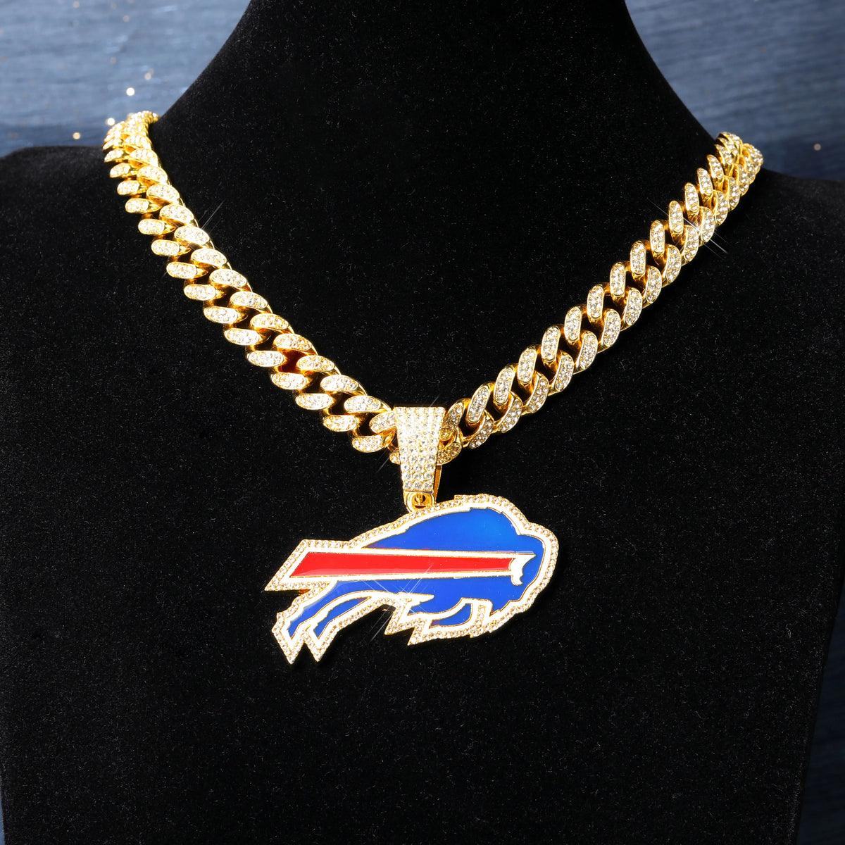 Sports LOGO Pendant Necklace with Iced Out Cuban Chains for Football Fans