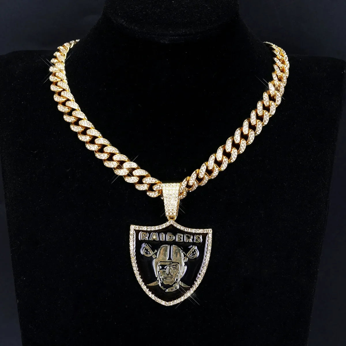 Sports LOGO Pendant Necklace with Iced Out Cuban Chains for Football Fans